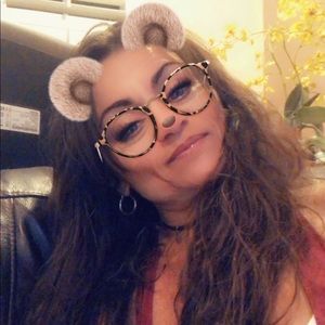 Meet your Posher, Kari